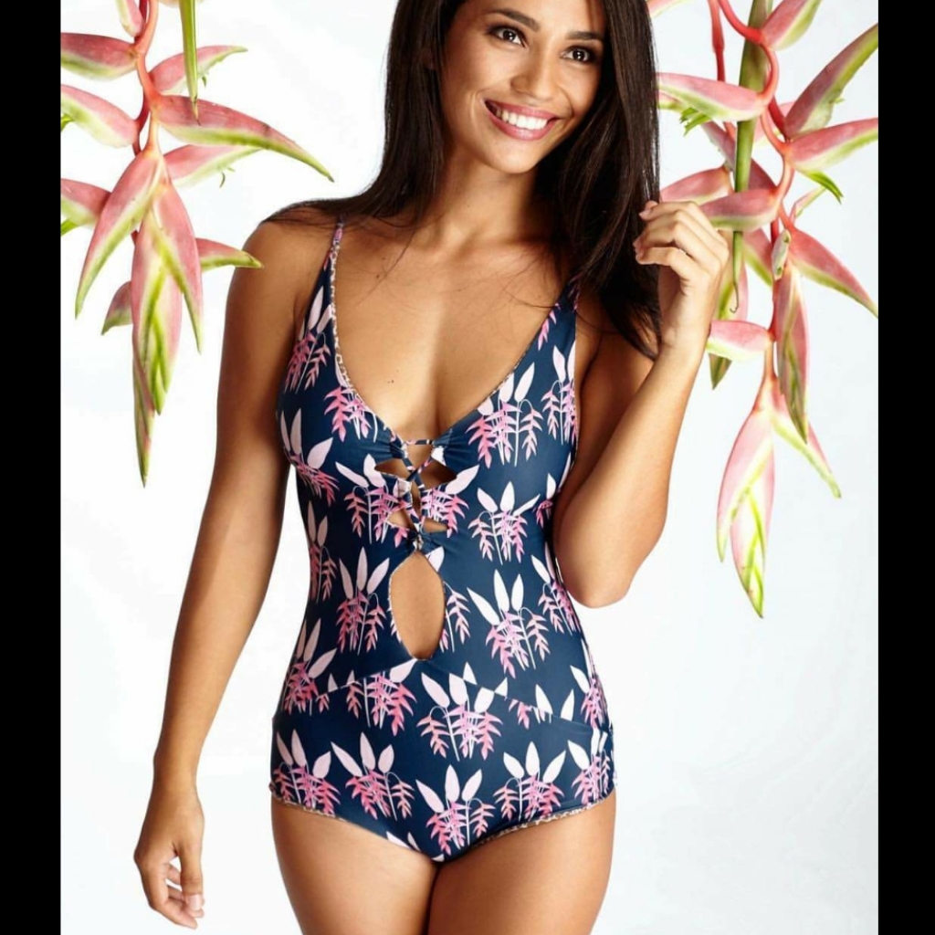 New Acacia Heliconia Kokomo One-Piece Swimwear S